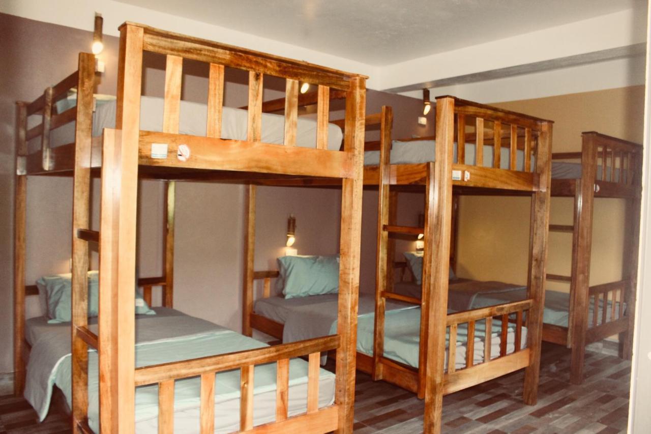 Ba Be Hostel Bac Kan Exteriör bild