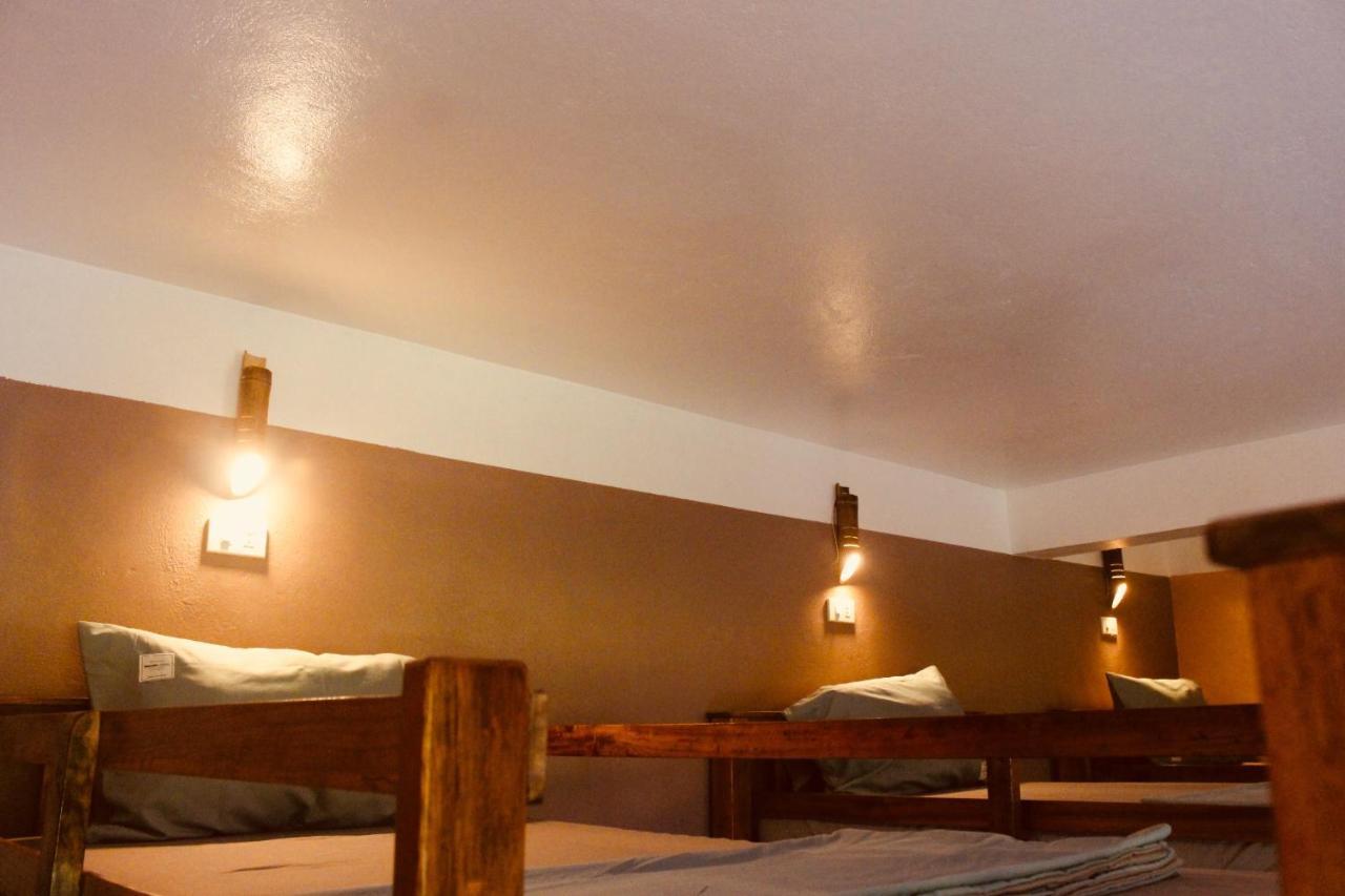 Ba Be Hostel Bac Kan Exteriör bild